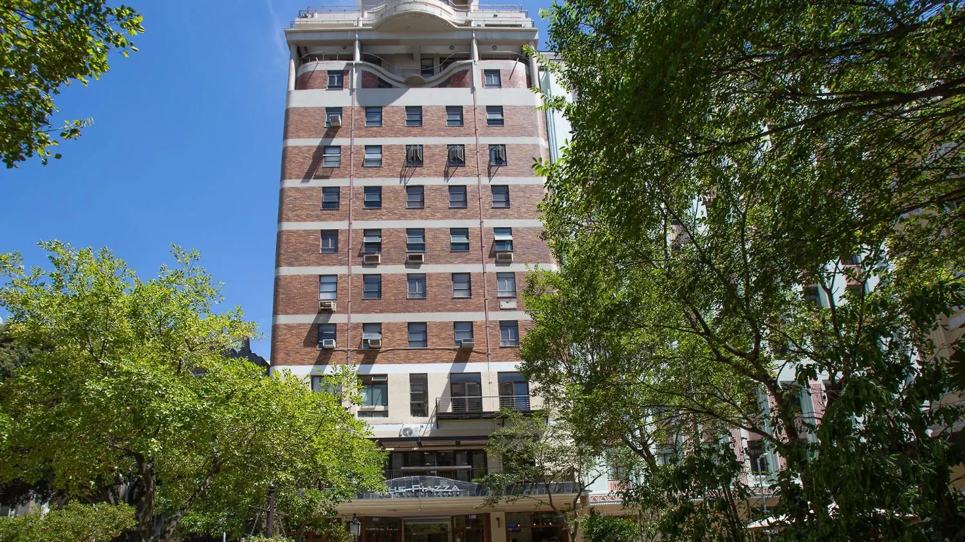 Apartment 503-607 The Piazza On Church Square Cape Town