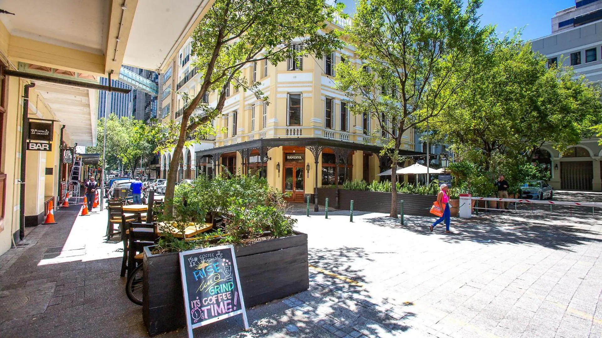 Apartment 503-607 The Piazza On Church Square Cape Town