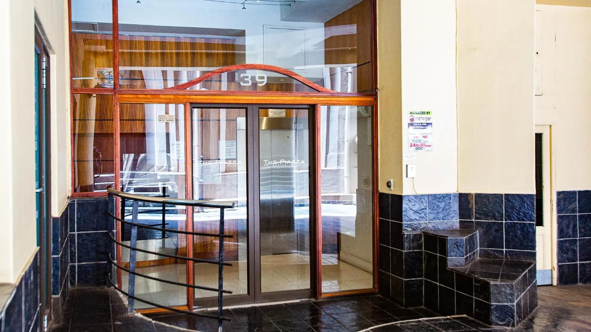 503-607 The Piazza On Church Square Cape Town Apartment