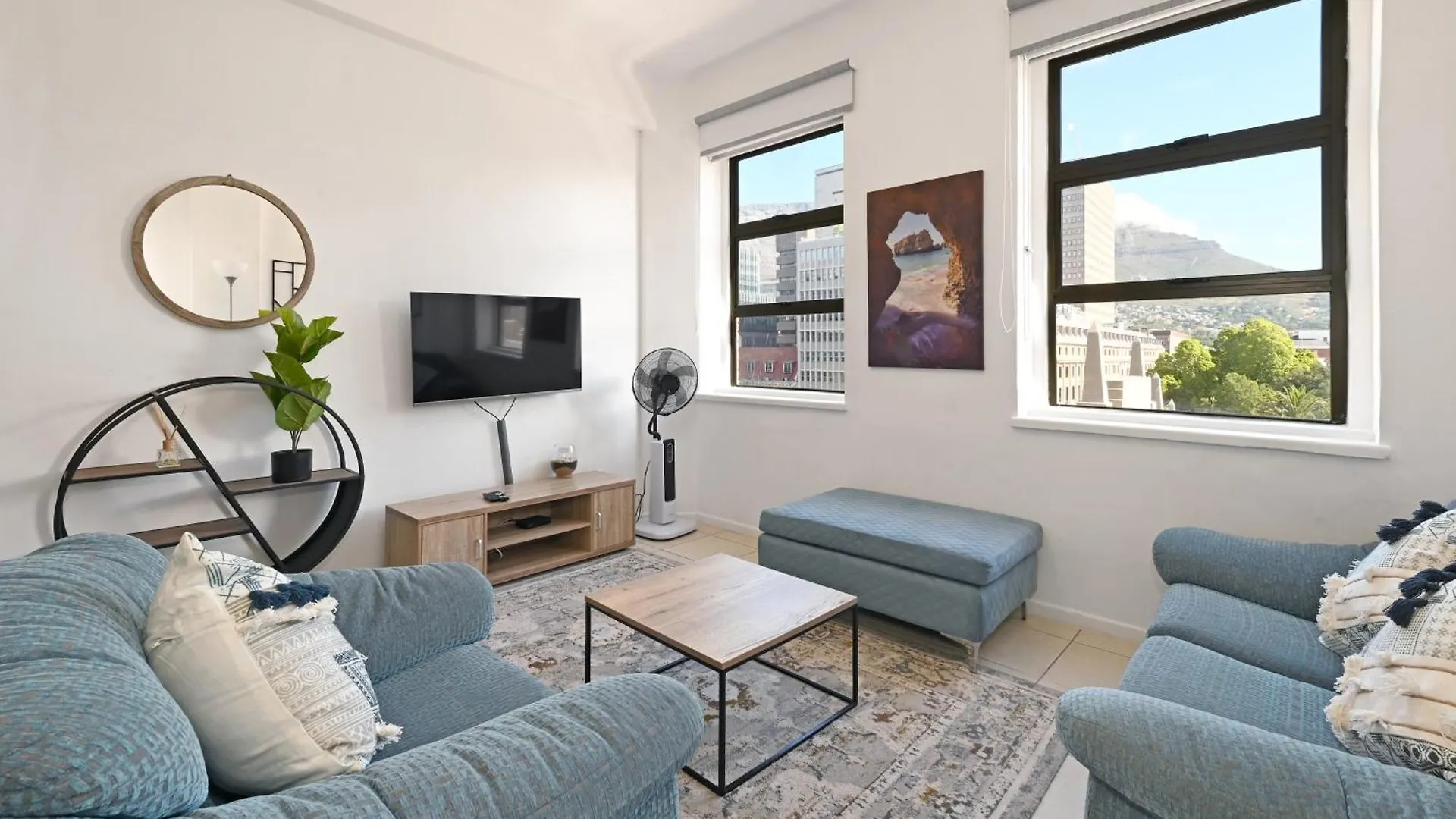 503-607 The Piazza On Church Square Cape Town Apartment